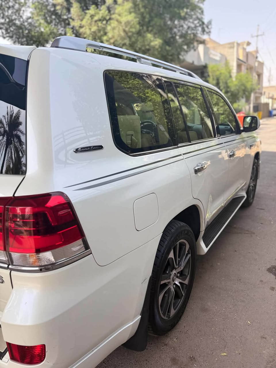 لاندكروز • ٢٠٢٠ • رقم بغداد