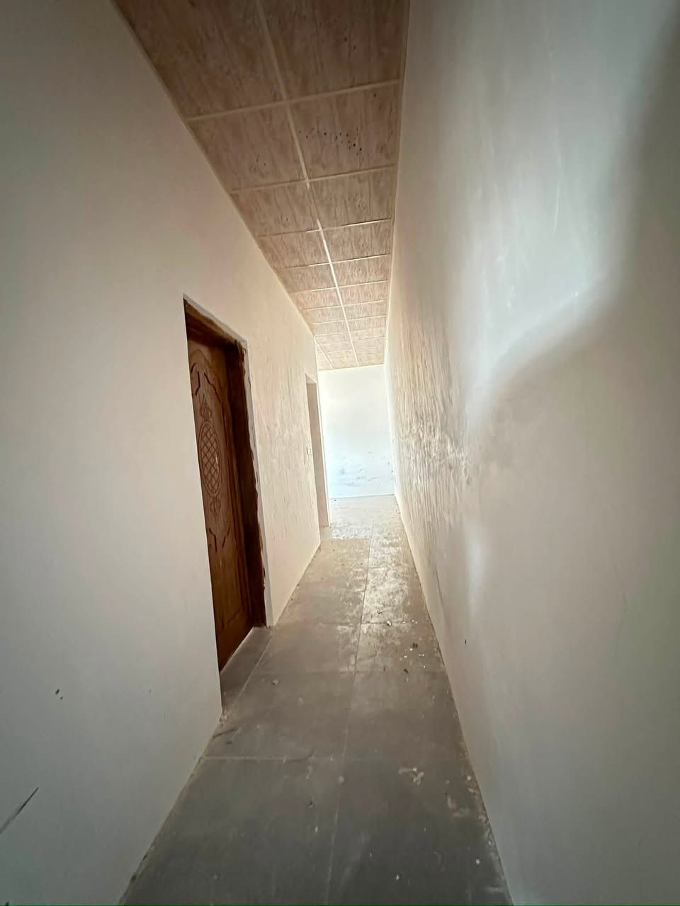 يتوفر بيت للاجار طابق اول(فوق الطابق الارضي)  بناء جديد في منطقة مهيجران ابي الخصيب 
 
يحتوي على غرفتين منام +مطبخ+ديوان +كليدورات ثنين   البيت مجهز للسكن من كل شئ خزان ماء اساله وخزان ماء حلو وماطور تصعيد ماي  واضويه  وكيزر   
 سعر الايجار 450 وبي مجال بسيط
* يبعد عن شارع ابي الخصيب الداخلي دقيقة ب سيارة ايضاً جميع الخدمات يمه من مستوصف ومطعم ومخبز وفرن و مدراس وجامع وحسينيه
للاستفسار عن القياسات والامور الاخرى اتصال على الرقم او تواصل على الواتساب
***********
