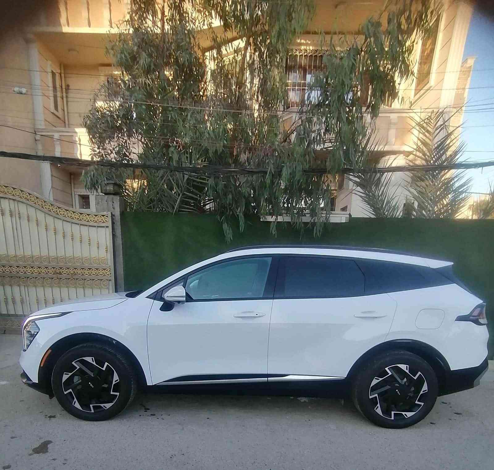 ٢٠٢٣  كيا سبورتج اس اكس برستيج اعلى فئه  
محرك 2500
ضرر السيارة سطحي  خلفي 
بدون ايرباك !! بدون ايرباك 

***********
