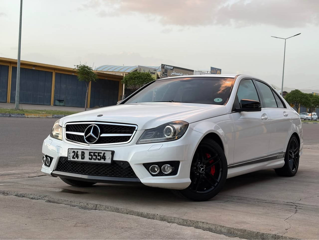clean tilte 57,000km🔥🔥📦📦📦

what’s app,,,,*********** دهوك, العراق
