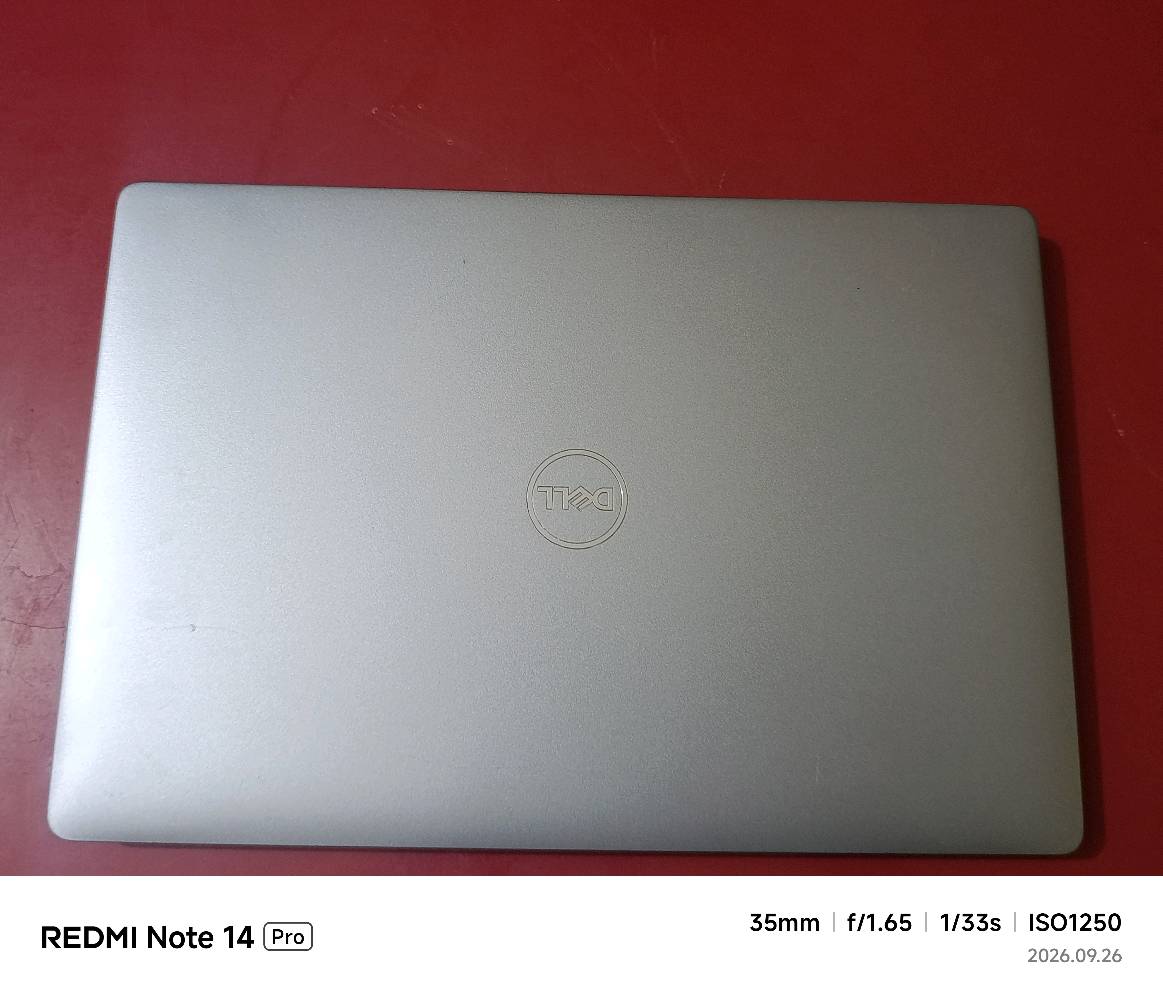 ديل ليتيود 5310  / dell latitude 5310
معالج intel core i5 
الجيل العاشر 
فئه المعالج U اقتصادي بطارية تطول 8 ساعات استخدام متواصل
رام 8GB قابل للزيادة 
كرت شاشة مدمج intel UHD GRAPHICS 128MB
تخزين 238 SSD ايضا قابل للزيادة 
1080x1920 حجم الشاشة full HD
مناسبه للدراسة والتصفح والعمل ببرامج متوسطه الاداء
تجي بكامرة امامية HD وبصمه وجه وبصمه اصبع  
مكفوله من اي عطل 
سبب البيع محتاج فلوس