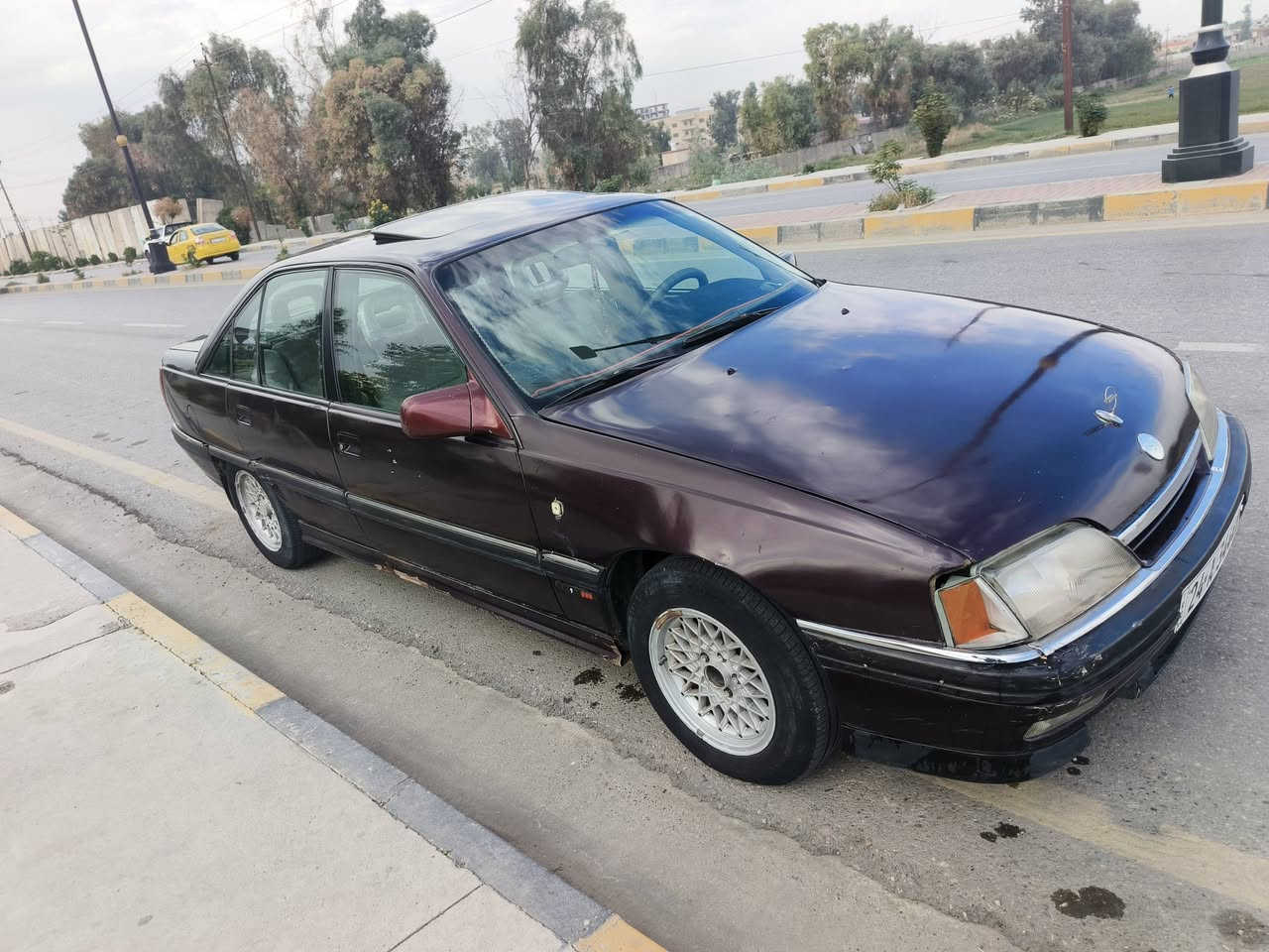 اوميغا • ٩٣ • اوتوماتيك