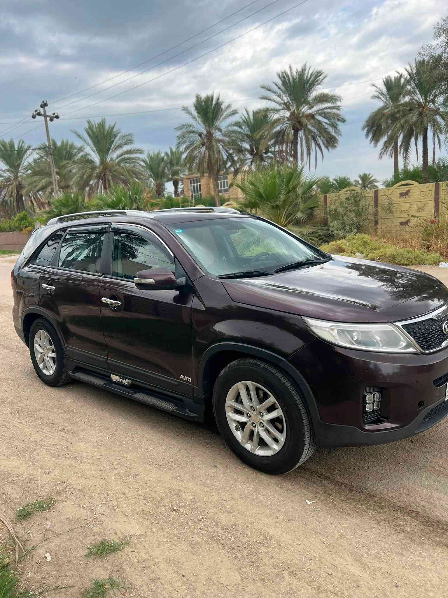السلام عليكم
سورنتو 2014  لون كرزي🍒 رقم بغداد الجديد 
وارد امريكي 
تخم تاير جديد وحدادية جديدة 
تبريد ثلج 
قطعتين تبريد 5 راكب 
بردات خلفية 
مكينة 2400 
كلشي بيها جاهز ما تحتاج مصرف نهائي 
سونار داخل المنشور 
سعرها 115$
***********
***********
