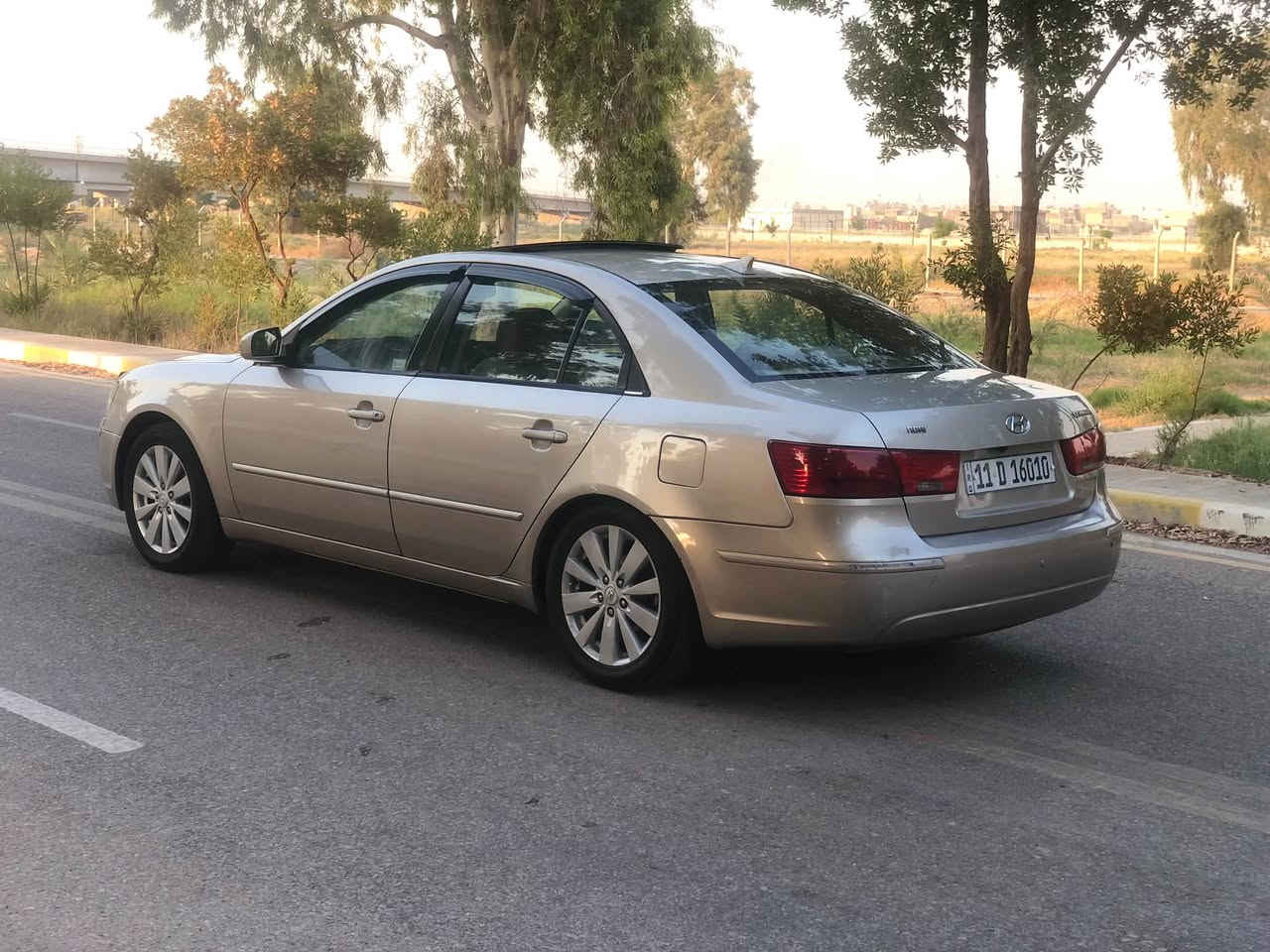 السلام عليكم سوناتا 2009وارد امريكي محرك 2400السياره  تبريد ثلج ليبر واحد حته الدعاميات بيهاا نص جاملغ امامي صبغ والدواير الخلفيه اثر خياس بدون دواخل  السياره فتحه تحكم ستيرن صاج اصل كشن كهرباء حساس خلفي شاشه كامره ويل 17كروم  رقم بغداد بسمي شرط التحويل مكاني بابل المسيب ***********

