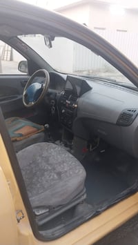 سياره طيبه للبيع موديل 2016 ظربتها موضحه بالصورة شواصيها مكفوله هيئه م...