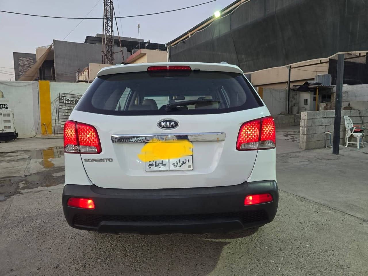 للبيع سورينتو موديل 12خليجي سيارة فول بس مو سلايت وجلد سيارة من شريكة ايد واحد كير ومحرك مكفول ممفتوح  وحداديه كلها جديدة باسمي السيارة كوبون بنزين بيها شرط التحويل ماشيه 190الف حقيقي سيارة بيها ملاحظتين خفيف بدون ضربة او حادث سبيرها مانازل سيارة مآل البيت الشراي يخابر بس رقم قديم كلها جديدة يعني السيارة جاهزة الله شاهد  الشراي يخابر 
***********
*********** كركوك, العراق
