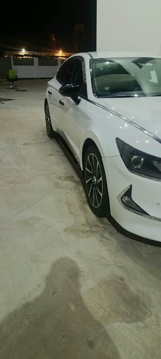 سوناتا موديل 23 خليجي رقم بغداد  اقصاد استقطاع مباشر حاظر للوكاله بيها مدكر صبغ وطرف الباب فقط الباقي كفاله 
مكينه 2500 المرغوب فول ماعده الفتحه هواي بيها. مواصفات سياره بدون نقص كلشي جاهز بيها تخم تاير حداده لايت زنون يعني ماذب ع سياره ربع دوشمه ارضيه وكشنات بالجيس تجي وتشوف بعينك مكاني بصره 
السعر 168 وبيها مجال قليل ترهم مرواس بالنتره خليجي 23 او 24 فقط 

‭***********‬ البصرة, العراق

