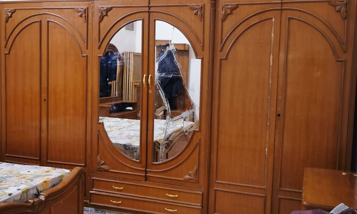 غرفه اخشاب تسكام ٦ بيبان للبيع السعر قيمها واخذها اتصل على الرقم *********** او واتساب الاثير ***********
