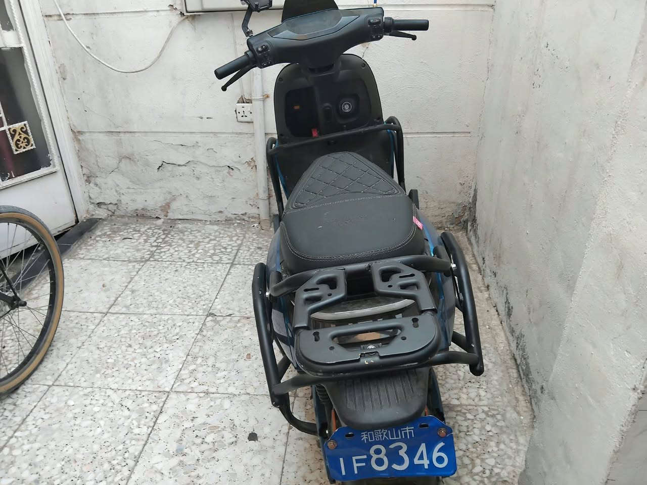 دراجه شحن جديده 2026
مابيها لا طخه ولا ضربه ولا كسر وبصمات 2 وسويچات 2
السعر 850 الف وبيها مجال بسيط 
المكان زيونه 
***********

