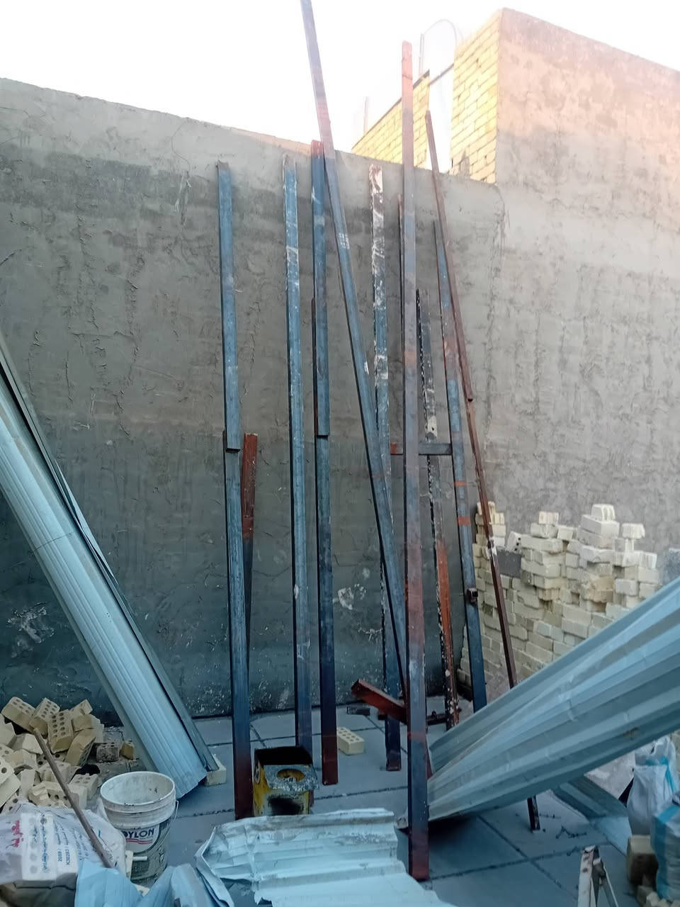 عدي شخاط اوجينكو نضيف لبيع مكاني بغداد ***********

