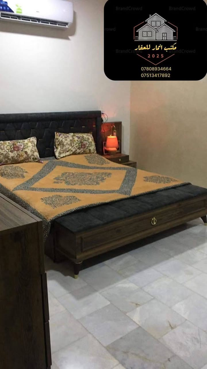 دار للبيع في الفلوجة / مجمع الجنائن السكني
المساحة ٢٠٠ م طابق ونصف
٣ غرف نوم غرفتين بالطابق الأرضي وغرفة مع حمام في الطابق الاول+ مطبخ + صالة + استقبال + كرمة + حديقة + ٣ حمامات
البناء طابوق أحمر درجة أولى ٢٠٢٢
الأرضية طابق الأرضي مرمر طبيعي
أرضية الطابق الأول بورسلين
الكهرباء والمواد والنت كلها دفن الشارع ١٢ م تبليط ومجاري وأرصفة مقرنص
السعر 195 مليون و بيه مجال للشراي
مطوب ١٥ مليون للشركة تطرح من سعر البيت

نص مكتوب في الصور:
- 24mm f/1.89 1/279s ISO50 مكتب انمار للعقار 2025 *********** ***********
- BrandCrowd BrandCrowd rowd Brand BrandCrowd BrandCrowd مكتب انمار للعقار 2025 *********** ***********
- مكتب انمار للعقار 2025 *********** ***********
- مكتب انمار للعقار
- 2025
- ***********
- ***********