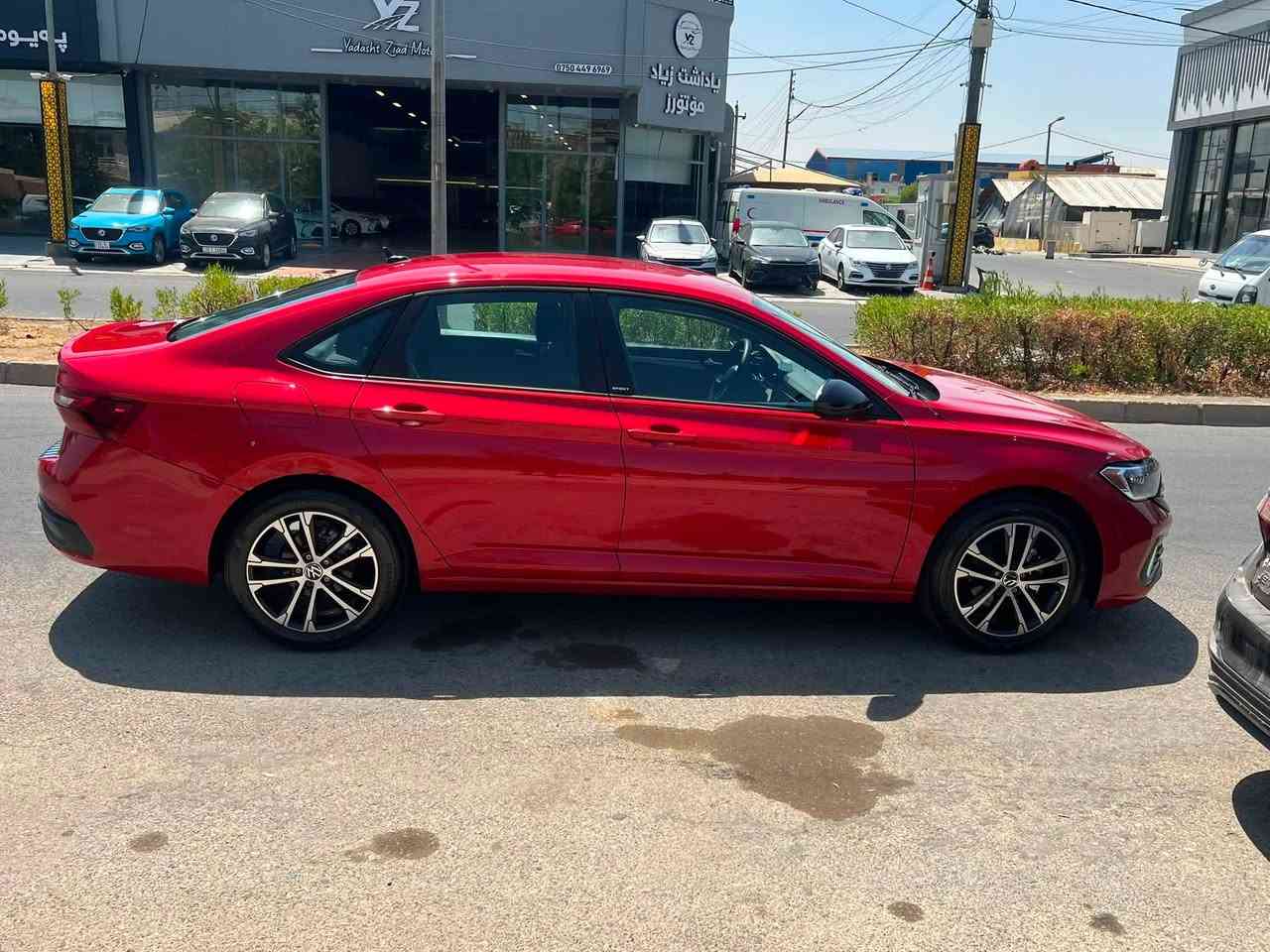 🚗 Volkswagen Jetta 2025
✅ شاشة لمس
✅ كاميرا خلفية
✅ Apple CarPlay & Android Auto
✅ دخول ذكي (Smart Key)
✅ مثبت سرعة
✅ تحكم بالمقود (ستيرن كنترول)
✅ بلوتوث + USB
✅ نظام مراقبة ضغط الإطارات (TPMS)
✅ حساسات إنارة
✅ حساسات مطر
✅ مكيف أوتوماتيك
✅ جنوط ألمنيوم
✅ فرامل ABS
✅ نظام الثبات الإلكتروني (ESC)
✅ وسائد هوائية كاملة (Airbags سليمة)
✅ اقتصاد ممتاز باستهلاك الوقود

📌 الموديل: 2025
📌 الممشى: 1,000 فقط
📌 بدون صبغ
📌 Airbags سليمة
📌 صور السونار مرفقة

💰 السعر: 135 (بيه مجال)

📞 ***********

🔗 رابط الكروب: عروض يومه كافه انواع السيارات  https://chat.whatsapp.com/EDt5rlTuPdfCvNySuhJZE1?s=hd&p=i&mlu=0&ilr=0&amv=1

