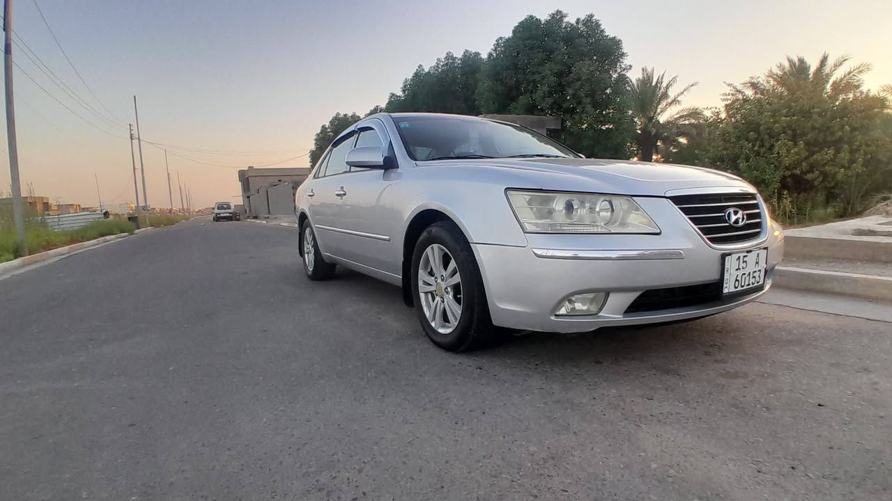 للبيع سوناتا 2010خليجي بيه قطعتين صبغ بدون دواخل گير محرك مكفولات تبريد ثلج مكان الانبار اگرمه السعر 105وبيه مجال ***********//***********
