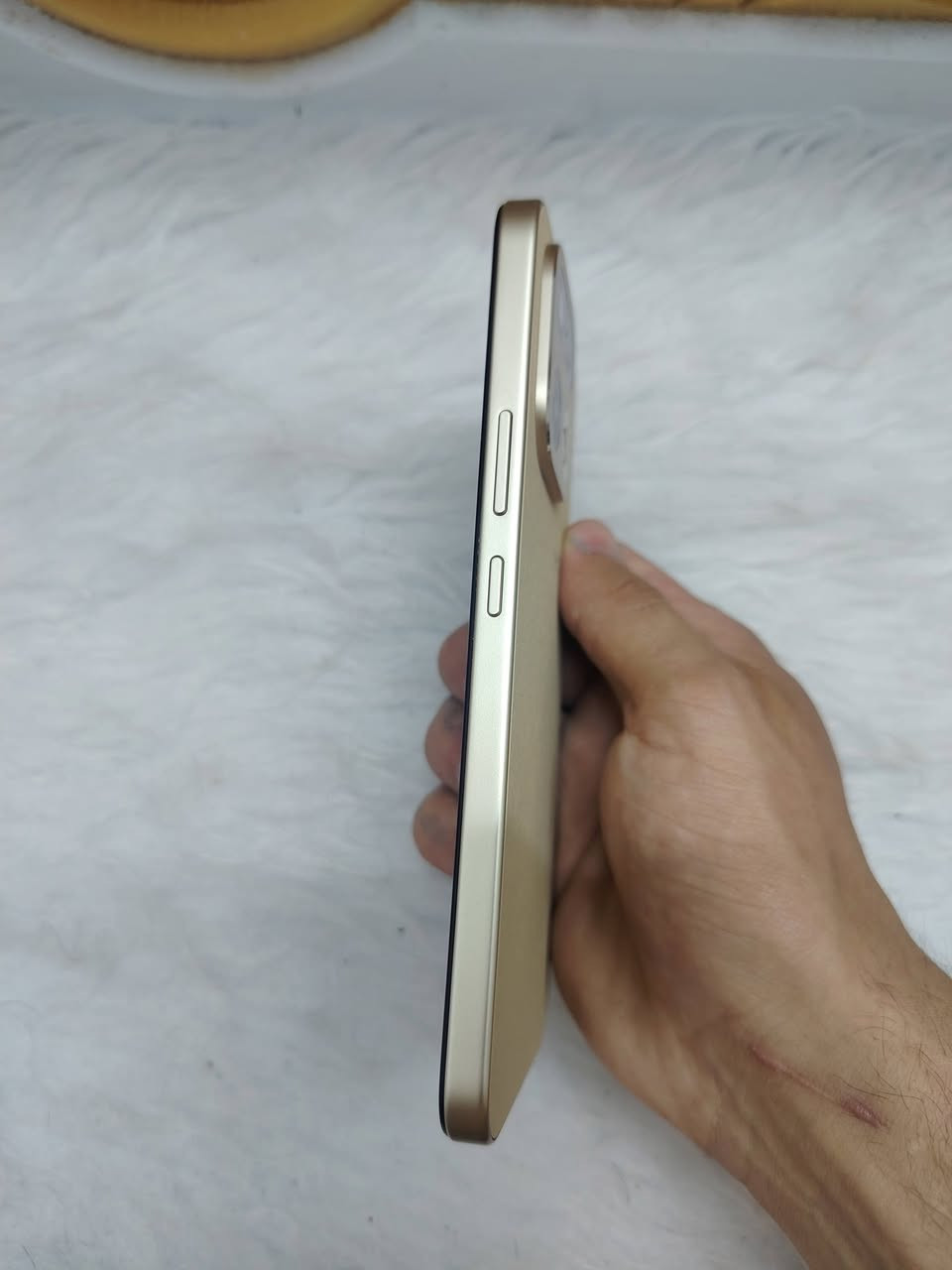 السلام عليكم #للبيع
#جهاز Realme 16 Pro(ريلمي)

#مستخدم اقل شهر

#الجهاز وضع شركة جديد

ذاكرة: 512

رام:8

بطارية:7000mAh

#السعر580

***********
