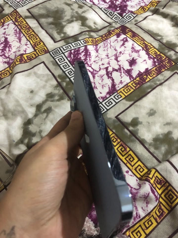 ايفون ١٣ برو ماكس • ٢٥٦ • ابو صخير