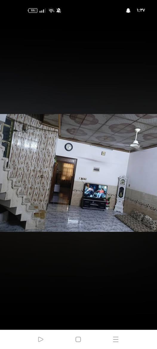 للبيع بحي الرشيديه قطاع الرابع باب الحارة خدمات فول سوق مدراس كلها قريبه
المساحة 170 متر واجهة 7ونص 

طابقين أول : طابق غرفه وهول واستقبال كبار وصحيات 

الطابق الثاني : 3 غرف ومن ضمنها غرفة سويت وهول 

وبيتونه جبيرة وسطحين 

السعر 140 وبي مجال 

الاستفسار الاتصال عبر الرقم 

***********
