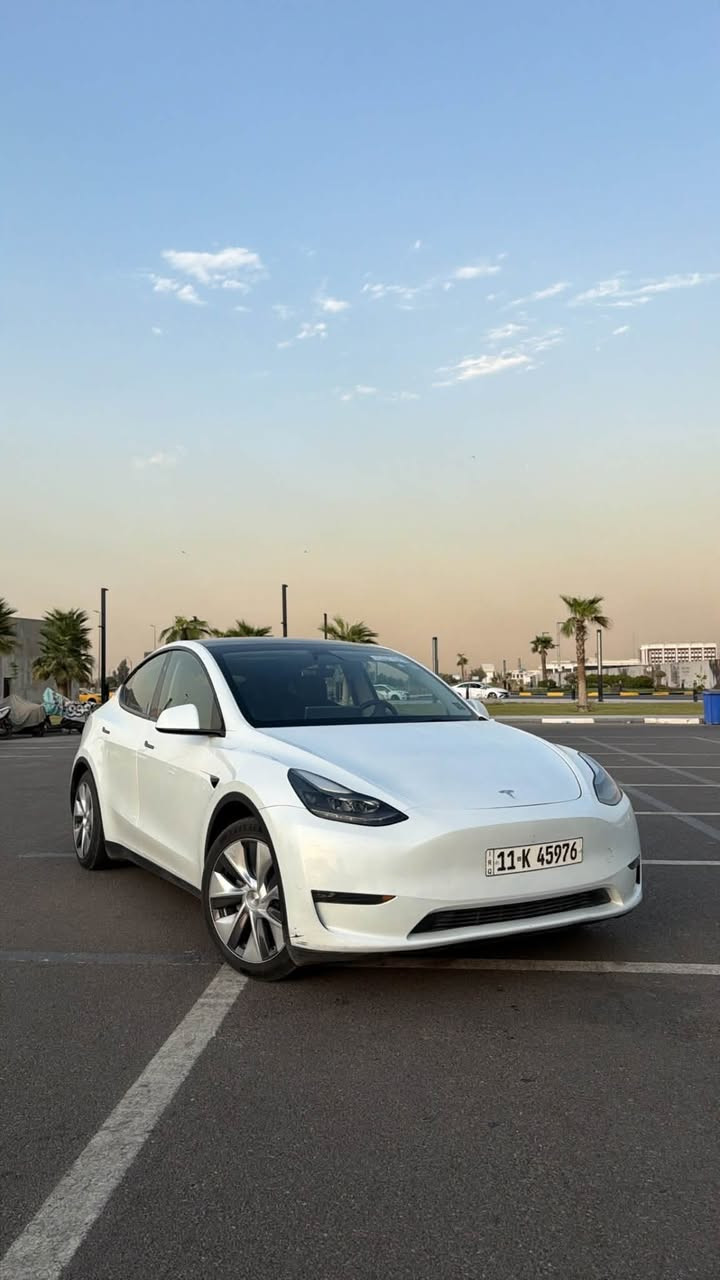 انضف وارخص تيسلا
سلام عليكم حبايب 
تيسلا 2023 
موديل y
السياره اونلاين ✅
فئه الدبل ماطور 
تمشي بالشحنه الوحده 500-550 km
ماشيه 35mi الف 
مواصفات السياره معروفه
سعر 20.500$ وبيها مجال
للاستفسار 
***********
او زيارة موقع شركه الناجح بغداد حي الجامعه
