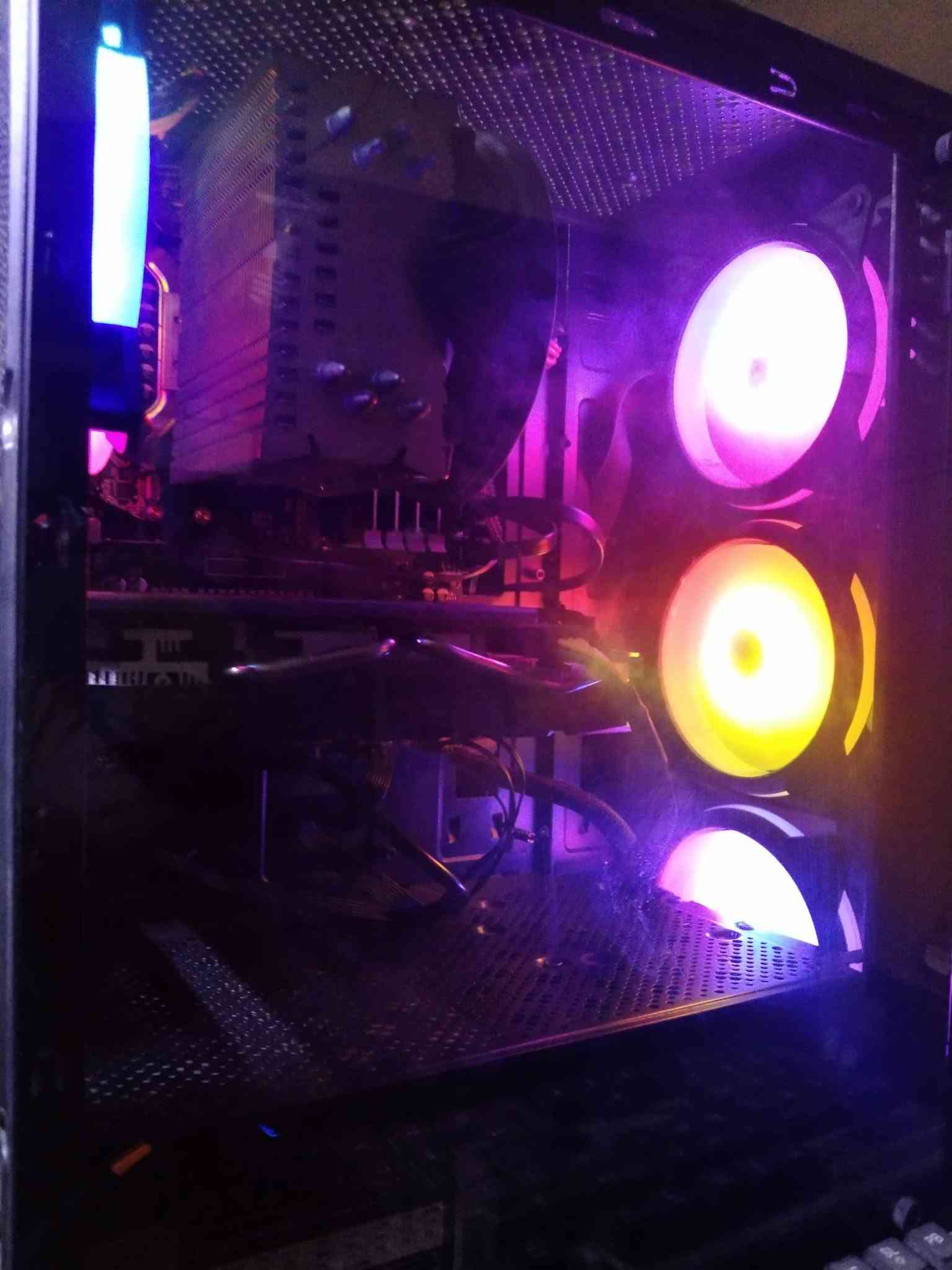 كور i7-4790 • كرت RX580 8GB • رام 32جيجا