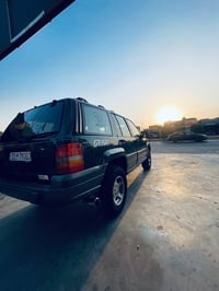 جيب شيروكي • لا ضربة ولا صبغ • بغداد