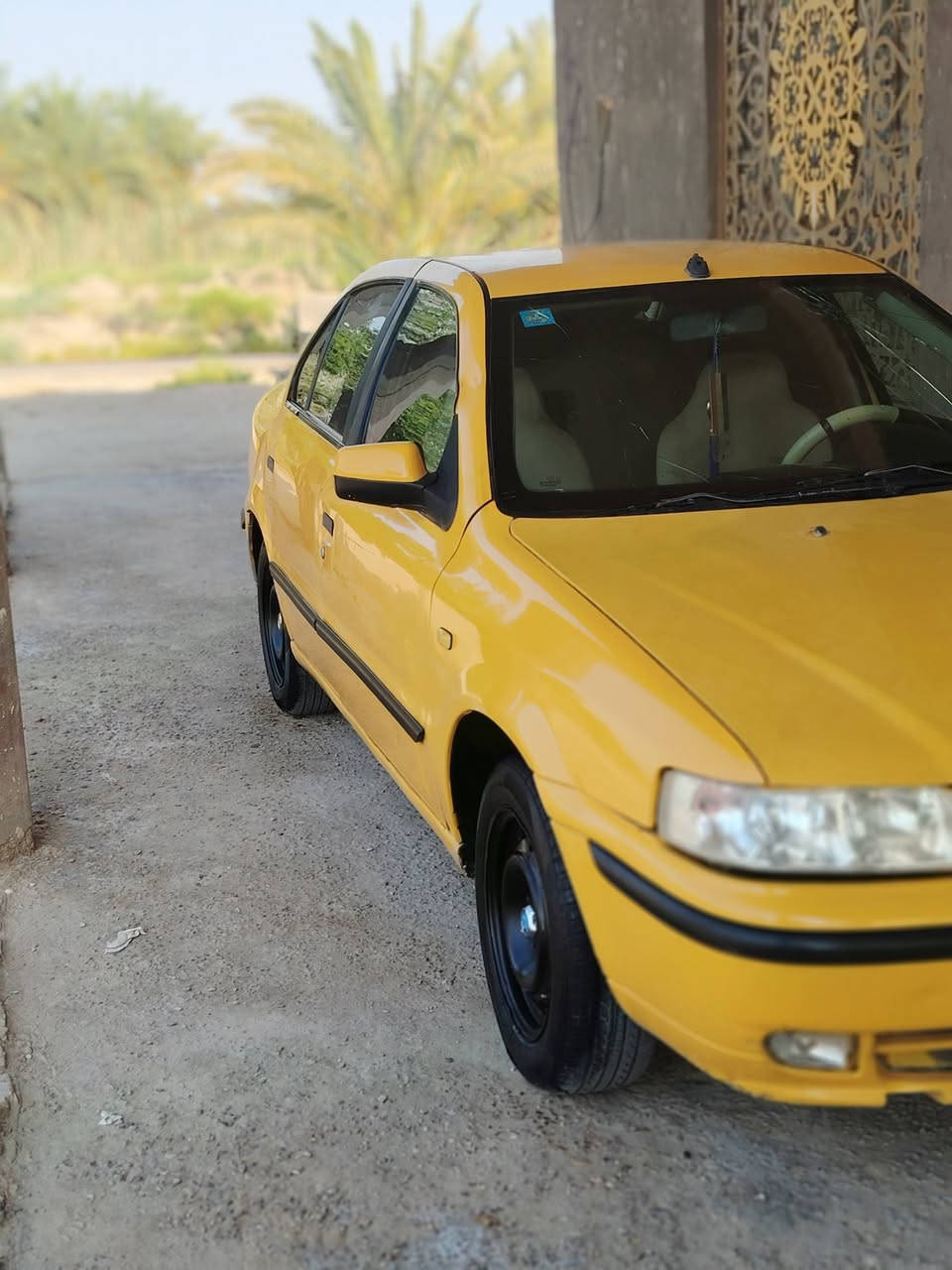 سلام وعليكم سياره سمند مديل ٢٠١٧ سياره مكفوله محرك بيه بدايت خيط بخار كير مكفول سياره مصفره هيه وغرامات  مكان السياره سماوه سعر ٣٨ وبيها مجال رقم الهاتف ***********
