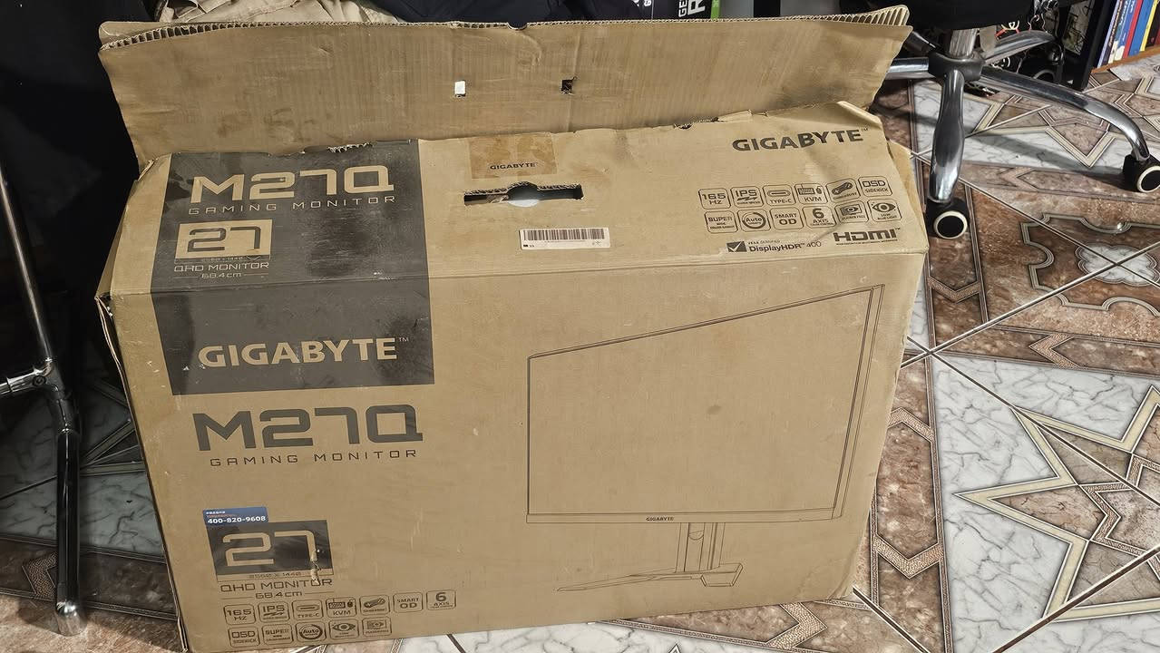 جيجابايت M27Q • ٢٧بوصة • IPS سريع