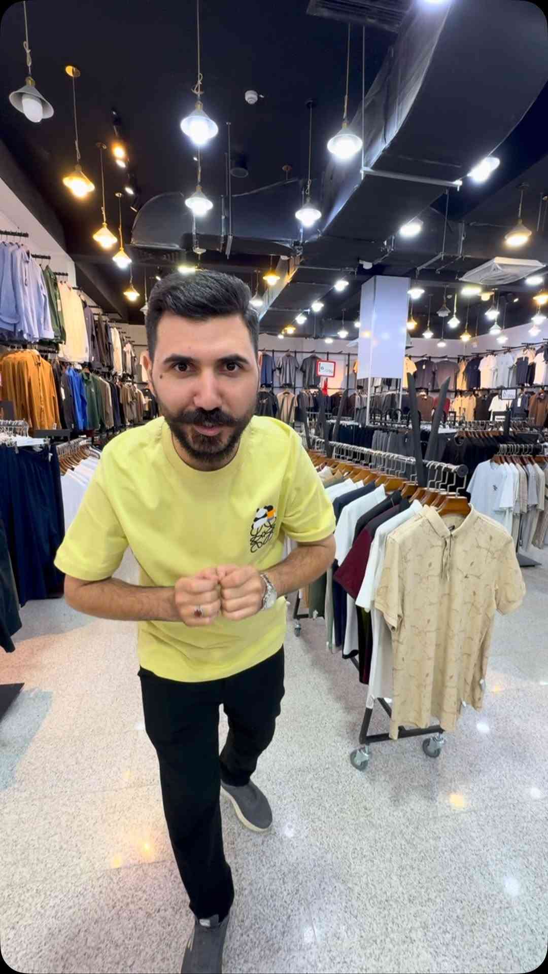 تخفيضات و عروض مستمرة 😍✅ 
وسوينالكم مسابقة كلش حلوه :- 
الزبون الي يتفاعل و صاحب اكثر تعليق بالبيج راح يربح خصم بقيمه 20‎%‎ 🔥😍
 
للأستفسار ***********
او مراسلة الصفحة ❤️
النجف الاشرف حي السلام شارع گراج بغداد 
......مركز تسوق ذهب........

التوصيل متوفر داخل النجف ب3 الف

ولجميع محافظات البلاد ب6 الف

زورونا ستجدون كل ما يرضيكم

#تخفيضات #عروض #رجالي #ملابس #تنسيقات
