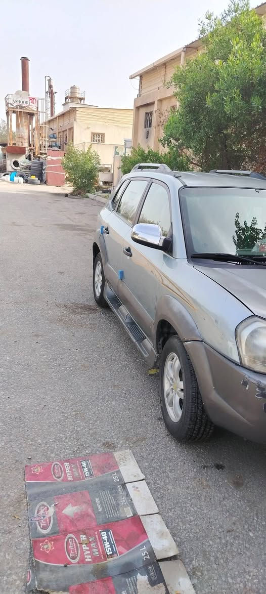 توسان ٢٠٠٨ خليجي رقم مثنى انكليزي مميز  باسمي تحويل ثاني يوم مكفولة من التبديل والظربة بيه بارد قليل كير ومحرك كفالة تبريد تدفئه حداد ٧٠٪  اطارات  فوك النص السعر ٩٢ وبية مجال
العنوان نجف عباسية قرب كلية الزراعة ***********
