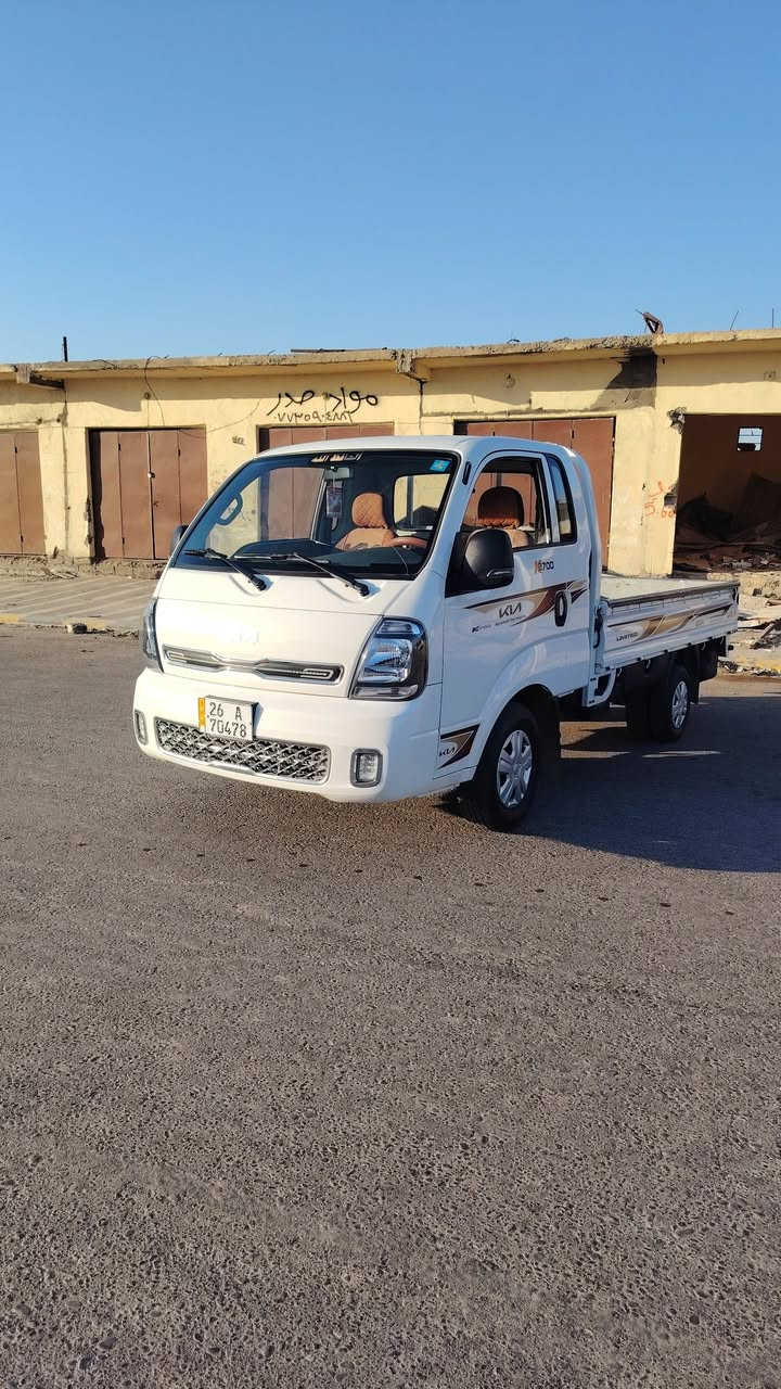 كيا ٢٠٢٤ رقم صلاح الدين دولي سنويه ٢٠٣٠ ماشية ٨٦ سياره محرك كير شرط تبريد ثلج تخم تاير و صدر جديد شاصي شرط سياره مكفولة كفالة عامه مال بيت واحله من صور سعر ١٥٠ وبيها مجال مكان سياره بيجي ***********.        ***********
