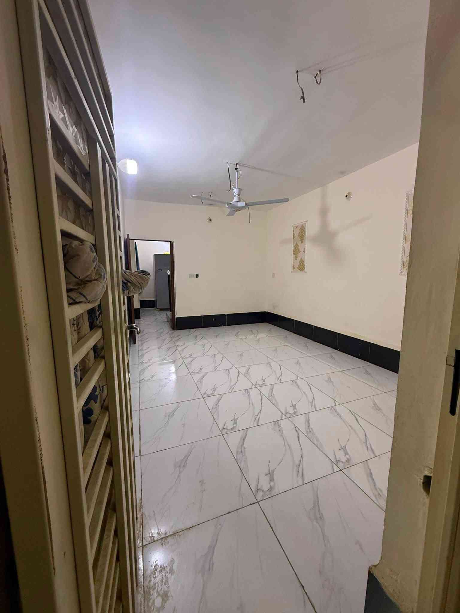 دار للبيع ١٠٠م طابو صرف الوحدة/سيد عزال رابع بيت عن الشارع العام بغداد_واسط
بسعر ٦٠ مليون وقابل للتفاوض 
للاستفسار ***********
