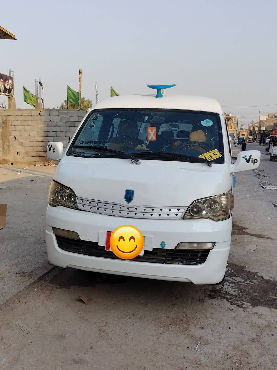 جنبي ١٤ موصليه مكينه كير حداديه تخم تاير كهربايات شاشه  سياره جاهزه من كلشي  بيها صبغ بصفحه الطويله السعر ٤٣ وبيها َجال حك الجيه ***********
