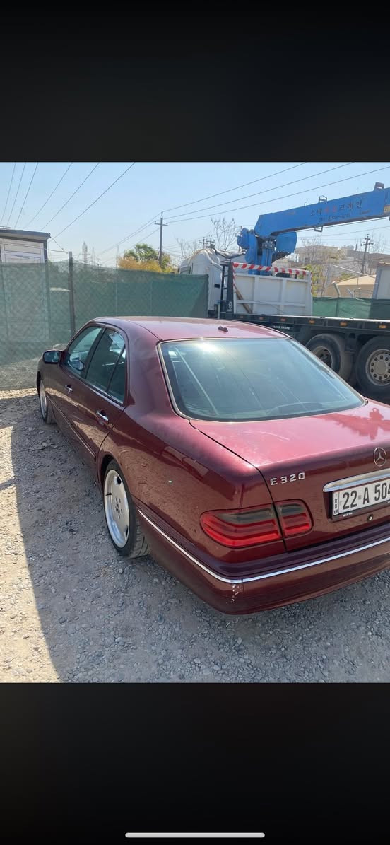 رقم الهاتف :***********واتس اب وتصال ***********
السعر : 117 بيه مجال  

#مكان السيارة بصره 

-------------------------------------

السلام عليكم 

للبيع او  مراوس 

مرسيدس ام عيون  موديل 2000 اصل  وارد الماني  صبغ عام  سيارة جاهزة بدون نواقص  رقم اربيل تحويل او وكالة  بشرط ثاني يوم 

تفاصيل👇🏻

1_ بصمة ⁦🗝

2_محرك6V✈️⁦⁩+كير تبترونيك مكفولات ⁦

3_تبريد شغال❄️ قطعتين⁦

4_كروز سرعة🔒 

6_مراية داخلية+جانبة عاكسة 🔍

7_تحكم ستيرن ⚔️

8_ كشنات كهرباء ⚡️

9_تجاوي خلفية قلابة ✨

10-بردة خلفية  💡

11-شاشة اعطال🖥

12-كشنات خزن   🖤

13-انارة ترحيب 🔦

14_ جام ازرق 💙

15-دبل ايرباك 

16-ويلكب 18 AMG تو سايز  +تخم تاير جديد

17-اشاير بلمري💡

18-صدر امامي خلفي جديد ⚔️⁦

19-مري شفط

20-جلد ⚔️
