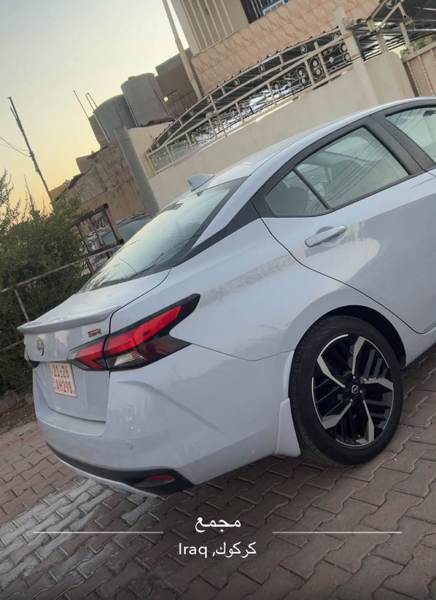 نيسان فيرسا SR • ٢٠٢٥ • ٦٠٠٠ ميل