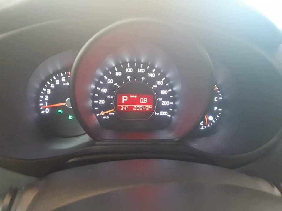 السلام عليكم كيا صول ٢٠١٨ وارد امريكي مبدل بنيد فقط محرك ٢٠٠٠ تشتغل بانزين عادي مبدل بساتم مكانها العمارة السعر ١٢٠ وبيه مجال للشراي *********** طخم تاير جديد حدادية جديدة تبريد شغال نوزل ابلك كله جديد قبل اسبوع مسويلهه صيانه رقمهه ميسان صور الحادث بالمنشور
