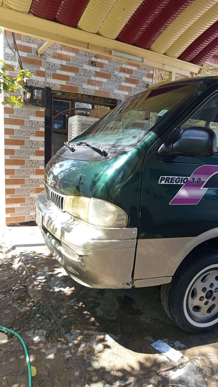 السلام عليكم بريجو مديل 96 للبيع سياره جاهزه مكينه وكير مآل فحل 3000 عميه اكسن مآل بم ونوزلات مال كصه شادهن قبل يومين وباتري صارله ١٠ ايام من شديته جديد مسكر سياره تعمير جديد شاصي واحد فقط معمر لجهت لعبري، كهربايات كله شغاله عوزه جكات لجنطه فقط داخله كله جلد سنوه صاقطه مالكه ابغداد جام كله شغال مسجل وسماعات تخم مكاني بابل لحله قرب صطرت لانضباط لعل سريع ***********  وبيه واتساب بيع فقط بدون مراوس
