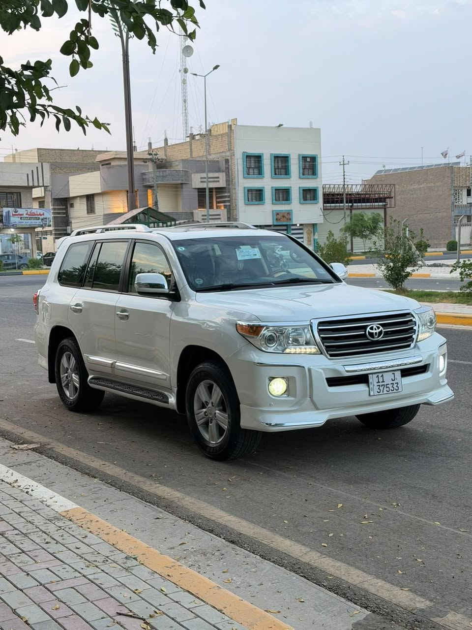 لاندكروز بريم • ٢٠١٣ • كربلاء