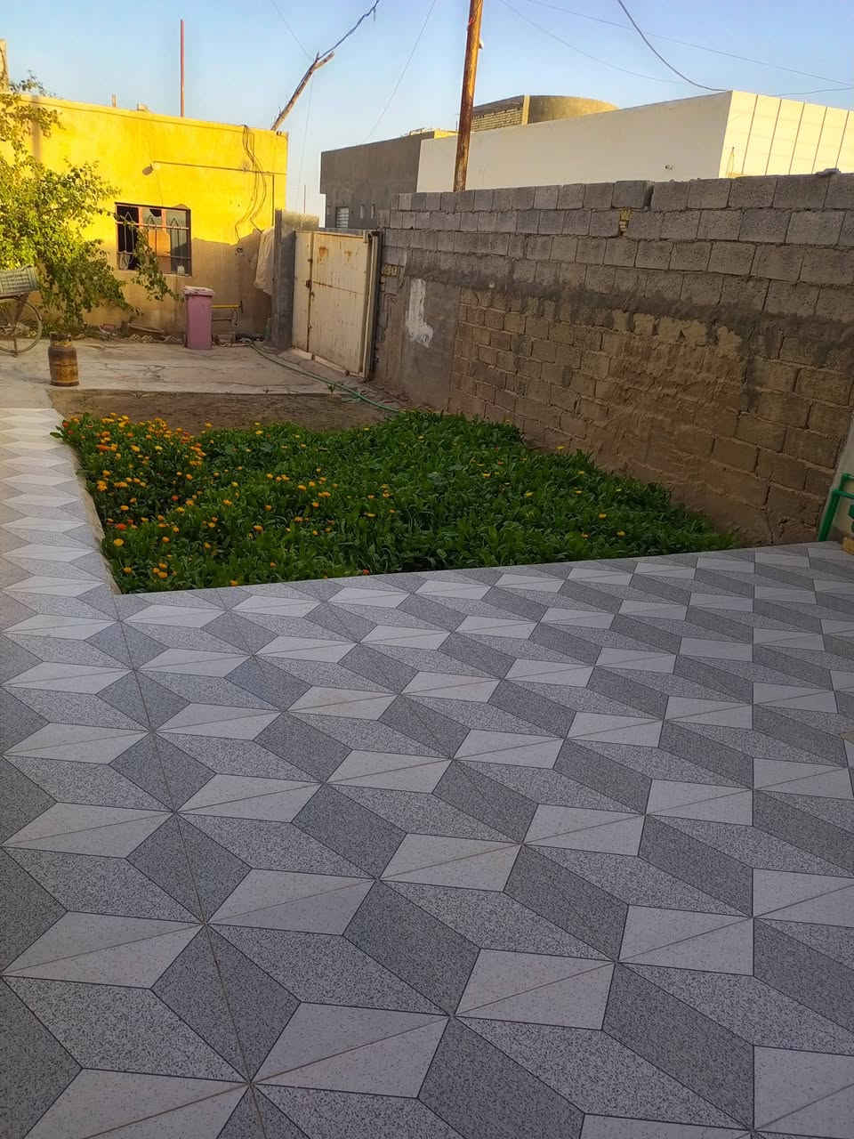 قرب جسر بريجان • ٢١٥م • قطع فارس