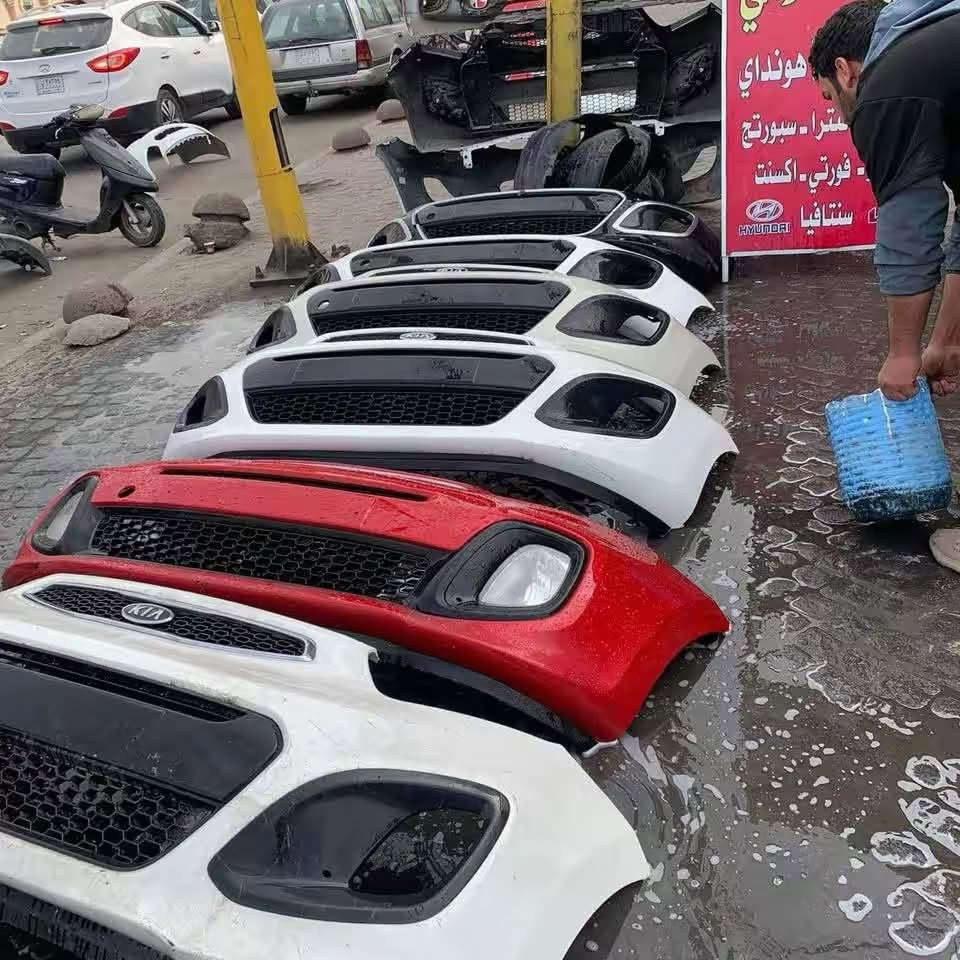 كلشي موجود للهونداي i10  جميع الموديلات  يوجد توصيل. للمحافظات  للاستفسار ***********

نص مكتوب في الصور:
- بدنات. بيكانتو. هونداي i10.
- لايت هونداي 2023 i10