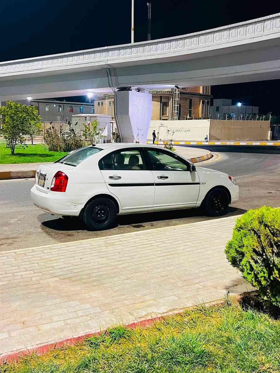 سلام عليكم اكسنت موديل 2010 مكان تكريت ضرر قطه صندوك وبدل بلادي سعر 85 وبيه مجال قليل ‭***********‬
