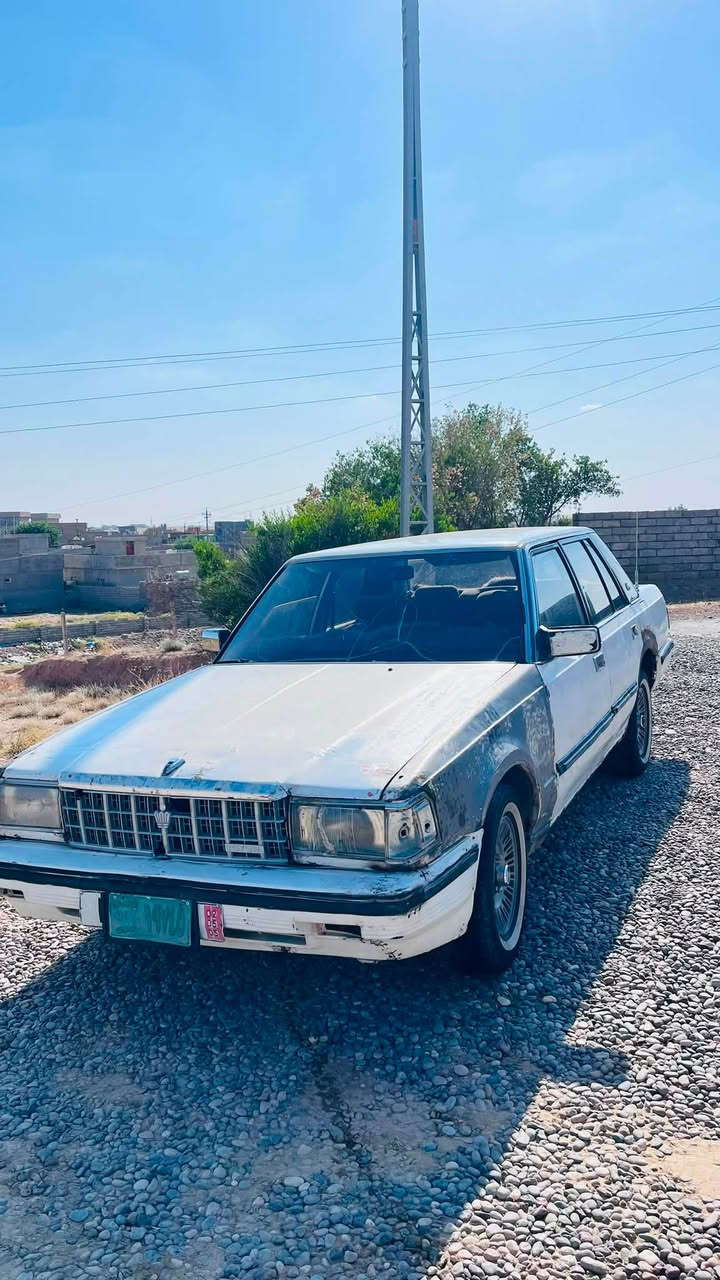 السلام عليكم 

سياره سوبر للبيع 
كير محرك بطه 
صدر جديد 
كهربائيات كلها شغاله 
طخم تواير جدد 
محدده كامل 
رقم نينوى فحص شرط التحويل 
السعر 20 وبيها مجال 
هـ ***********
