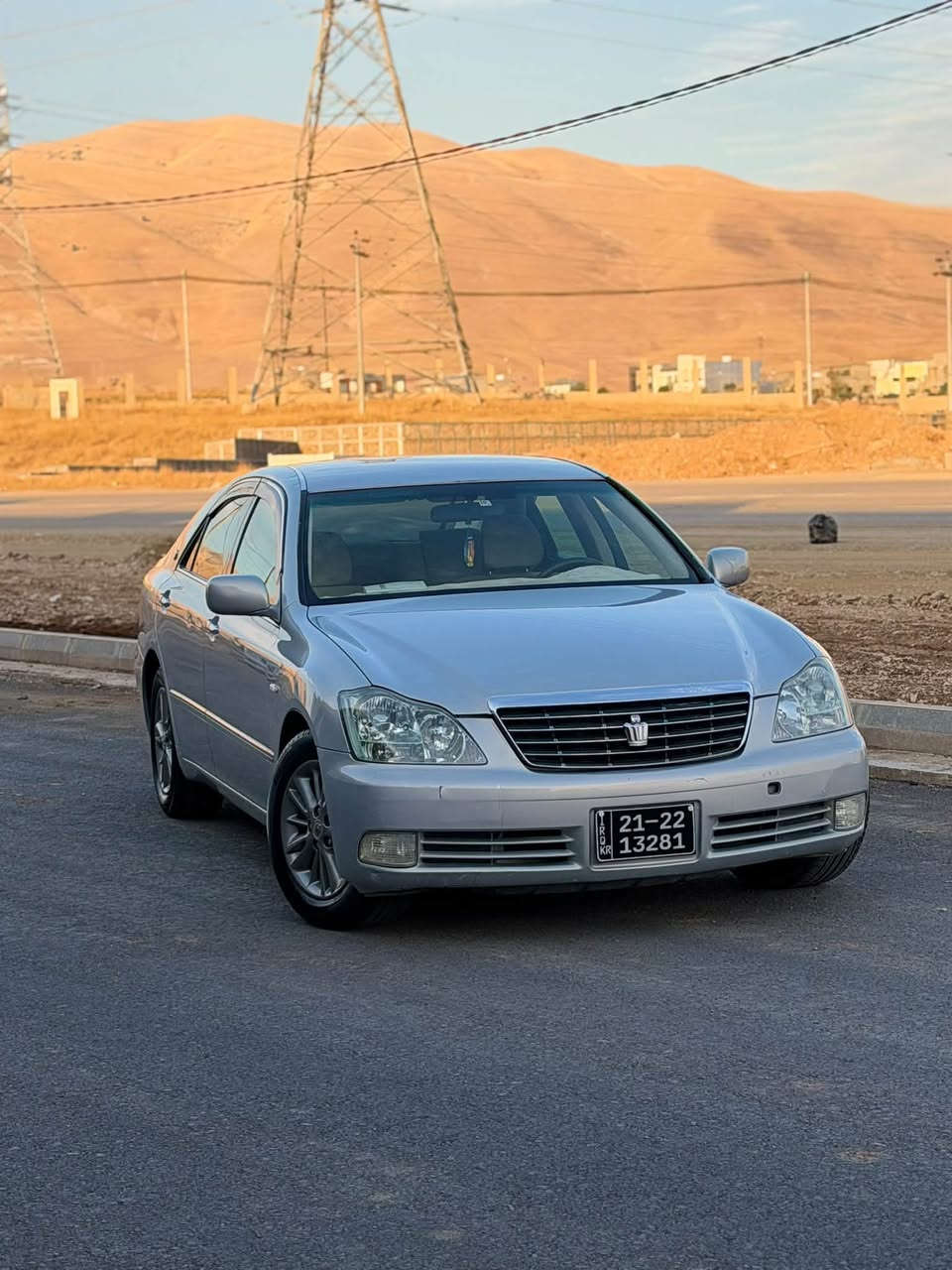 شاهینە ٢٠٠٦ بڕاوە ١٨٢ کۆدی هەیە
***********
١٢٥ هەزار ڕۆشتوە 
کۆدی هەیە 
٣ دوگمەی پەردە 
ناو زەرد 
فۆڕمیگای نەشکاوە 
مەجموعە سوکانی لێگزز بەشەرت بەیەک پەنجە ئەسوڕێ 
کارەبایی کامل مەزبوت 
نمونە لە جوانی 
کامل مەسرەف کراوە 
جامی هەڵگیراوە و برێکی بەستراوە 
سەیارەکە  هی ماڵە تێر مەسرەف کراوە 
٤ویلی نەوتی لۆکی لە ژێرایە 
کونی گەرمی گیراوە کاتم کراوە 
مەکینە١٨٢گەورە بەگەورە 
سەیارەکە زۆر زۆر پاکەو جوانە 
نرخی٥٢معامەلەیە کەم 
هی هەرزانتریش هەیە وەک ئەمە نیە 
سەقفو کەڤەر گۆڕاو و شانسی کۆسەرە بەشەرت 
ڕەحمەت و لێبێت ئەگەر موشتەری نیت سەرمان مە ئێشێنە 
***********
ئەدمینی دڵ❤️
