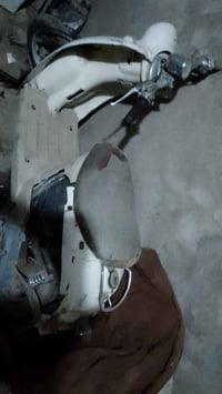 هي الدراجه للبيع السعر ١٥٠ الف ٠٧٨٣١٦١٩٧٠٠ صار هواي مامشغله وهسه ماتشت...