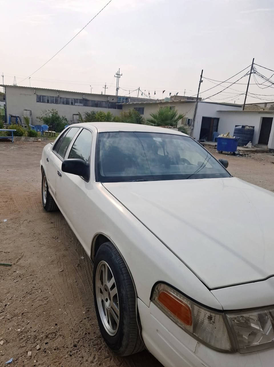 فورد فكتوريا ٢٠٠٧
رقم نجف  دولي  بسمي السياره حلوه ومابيه اي ضربه محور محرك وكير3000 حدادية وكهربائيات كلهه شغاله  داخل حلو 
السعر (50)مع مجال
 السياره  بسمي من المزاد 
مكاني النجف الاشرف شارع كربلاء 
***********
