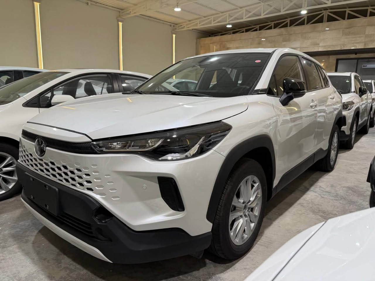 – Toyota Corolla Cross Hybrid 2026 
تويوتا كورولا كروس هايبرد 2026
🌍  
–  بغداد - البياع- الشارع الثالث
.  🛣️  المسافة المقطوعة    - زيرووووووو  
------------------------------------------------------------ 
💰 اتصل لمعرفه الاسعار بسعر الجملة
 
✅ المواصفات :
🔹 الموديل: 2026
🔹 الحالة: زيرو
🔹 المحرك: 2000 سي سي هايبرد 

✔️ حساسات أمامية وخلفية
✔️ فتحة سقف
✔️ مقاعد جلد
✔️ مقعد كهربائي
✔️ كاميرا خلفية
✔️ بصمة تشغيل ودخول
✔️ إشارات بالمراية
✔️ شاشة وسطية حديثة
✔️ تحكمات ستيرن
✔️ أوتو هولد
✔️ مكيف أوتوماتيك
✔️ مرايا كهربائية
✔️ زجاج كهرباء

✔️ ABS
✔️ ESP
✔️ مانع انزلاق
✔️ وسائد هوائية متعددة
✔️ استهلاك وقود اقتصادي جدًا
✔️ قيادة مريحة وهادئة
✔️ مساحة داخلية ممتازة
✔️ مناسبة للعائلة والاستخدام اليومي
بغداد معارض البياع الشارع الثالث
شركة طريق الجوهرة للتجارة العامة والسيارات
***********
***********
***********
