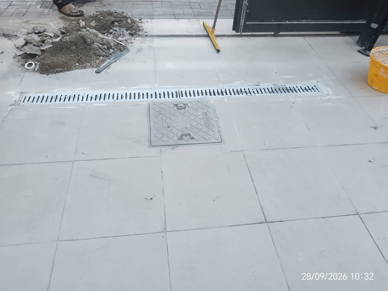 حديقة خلفية • تركيب كامل • بورسلين