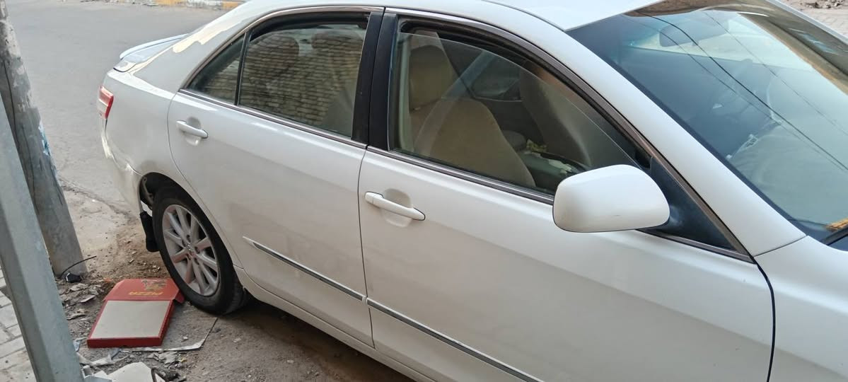 كامري ٢٠١٠ قادسيه مميز نظيفه
*********** للبيع
