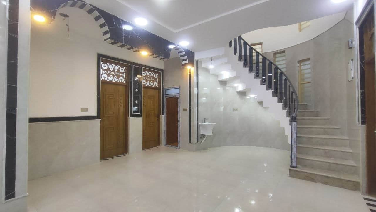 حي العرضات • ٢٠٠م • بناء درجة