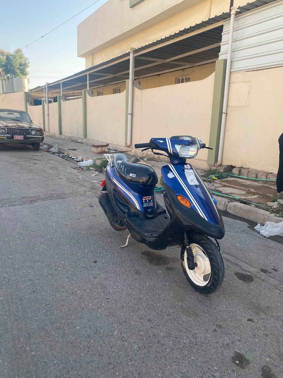 سلام عليكم نحله للبيع محرك شرط شاصي شرط بس قبق هندر الباقي شرط كلو شغال سلف اشاير لايت بكلايت كلو شرط وشغال سعر450 اتصال ***********- ***********
