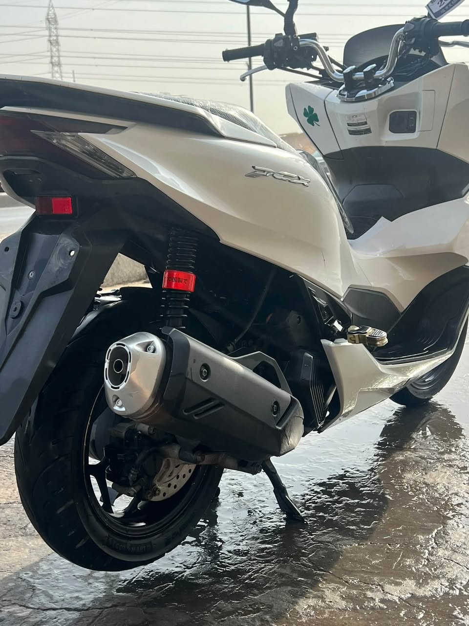 هوندا • PCX • سكوتر