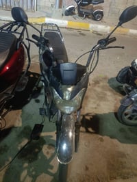 دراجة شحن • خمس بطاريات • نص عمر