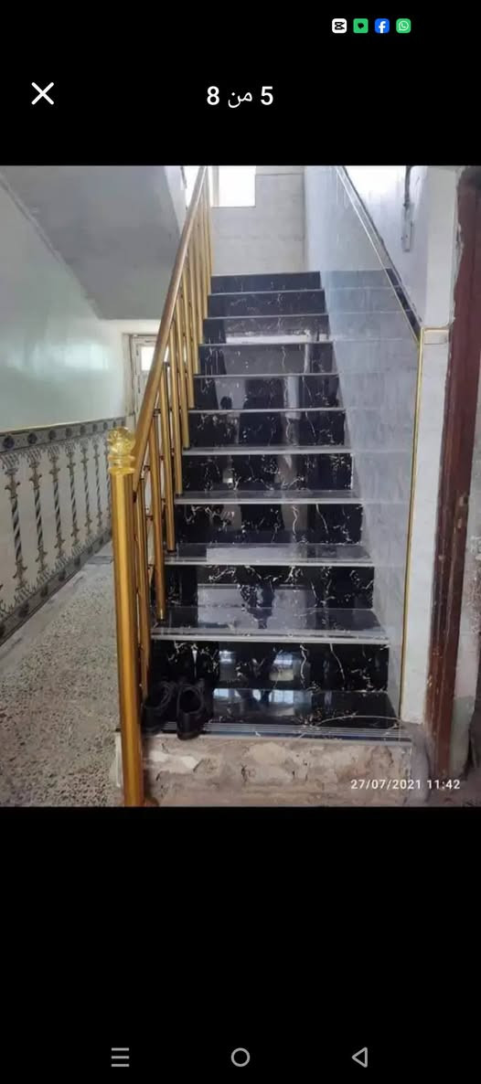 بيت لبيع المساحه 371الواجه 13ونص يحتوي على ٣غرف نوم وهول واستقبال مع مشتمل حي اليرموك السابعه السعر 250 مع المجال بيع مستعجل  رقم صاحب الدار ***********
